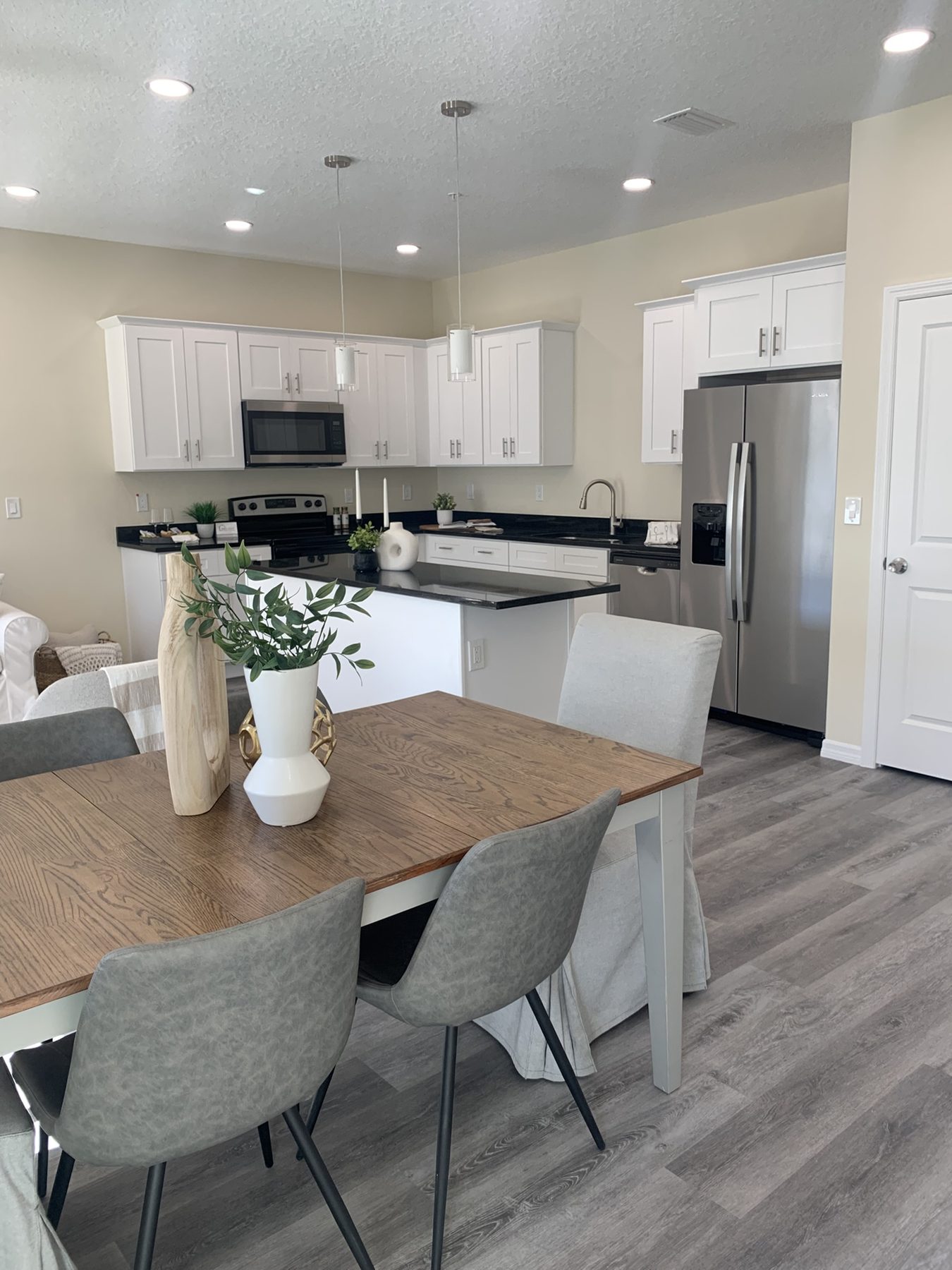 Gardens at Diana Point — Kitchen