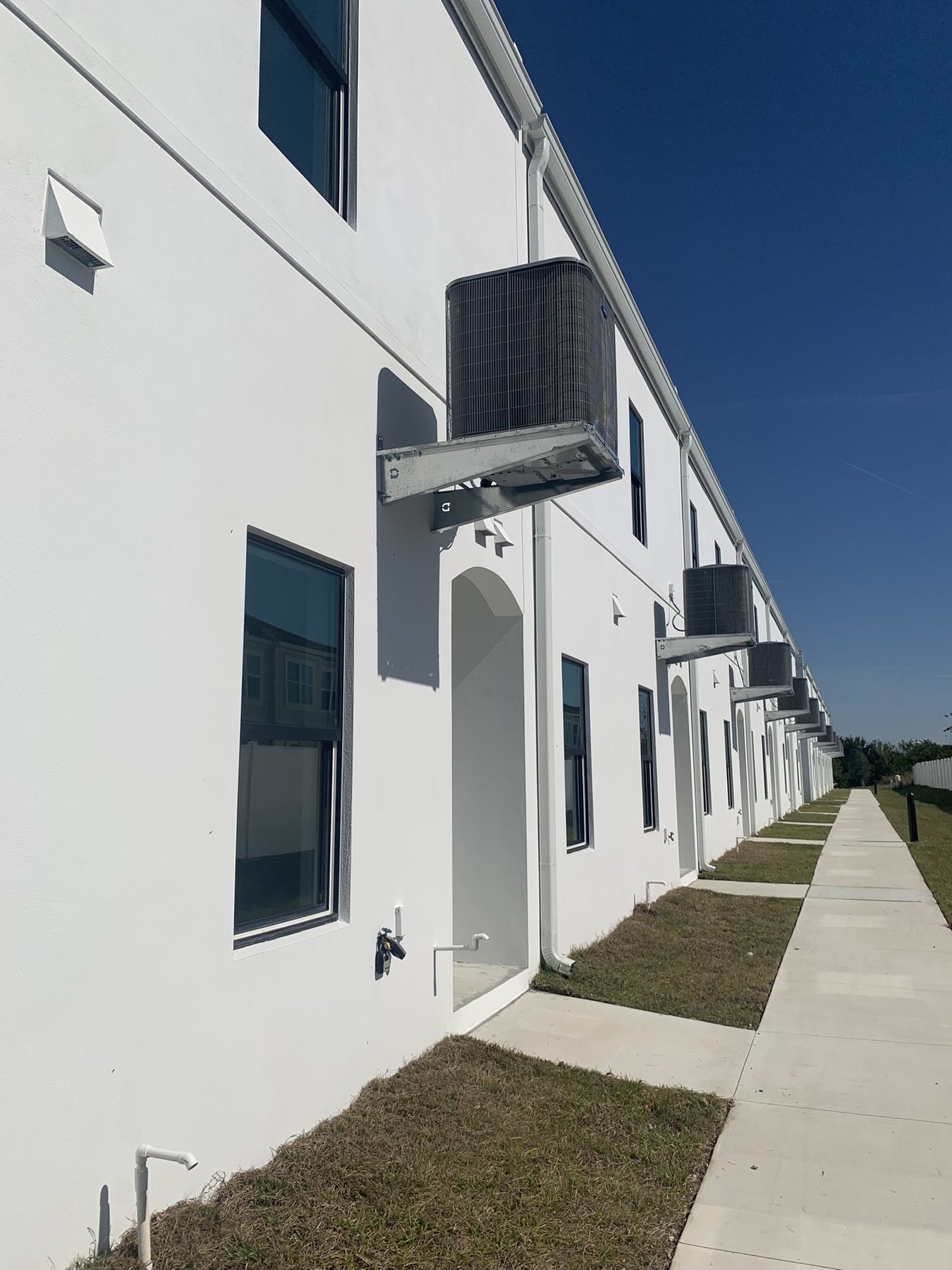 Gardens at Diana Point — Exterior Detail